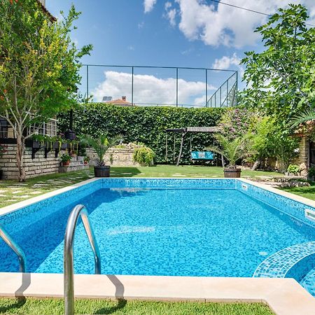Villa Komitata-Pool And Jacuzzi Balchik Exterior photo