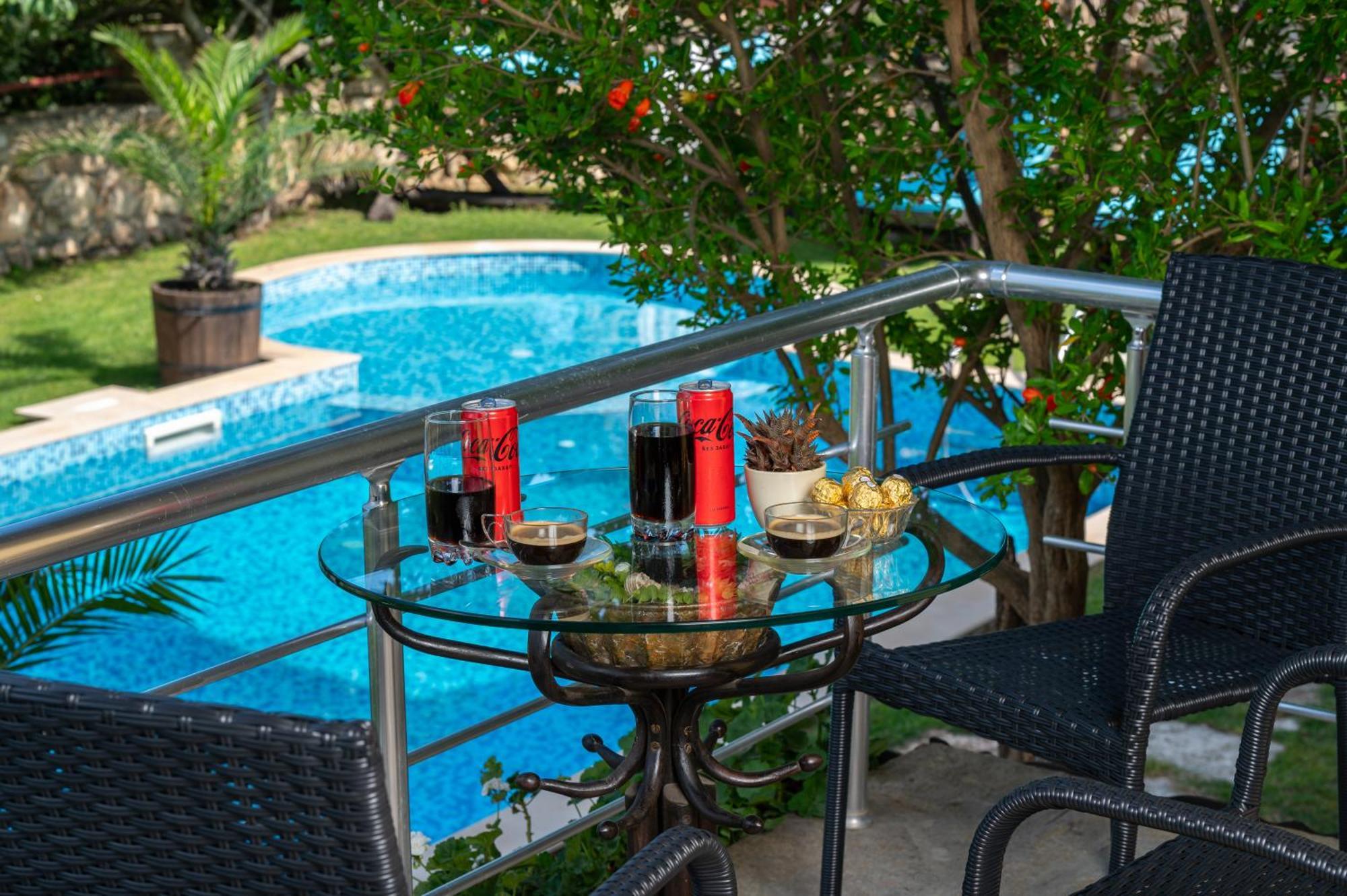 Villa Komitata-Pool And Jacuzzi Balchik Exterior photo