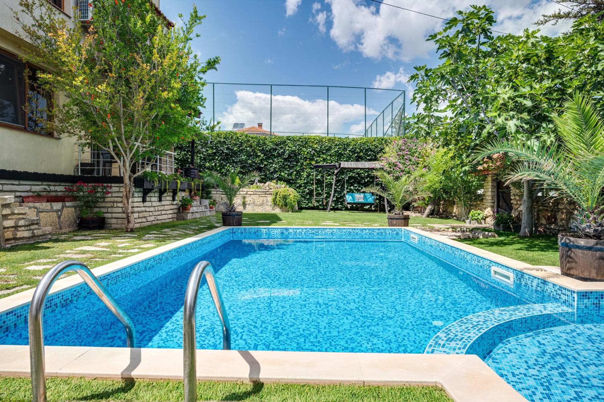 Villa Komitata-Pool And Jacuzzi Balchik Exterior photo