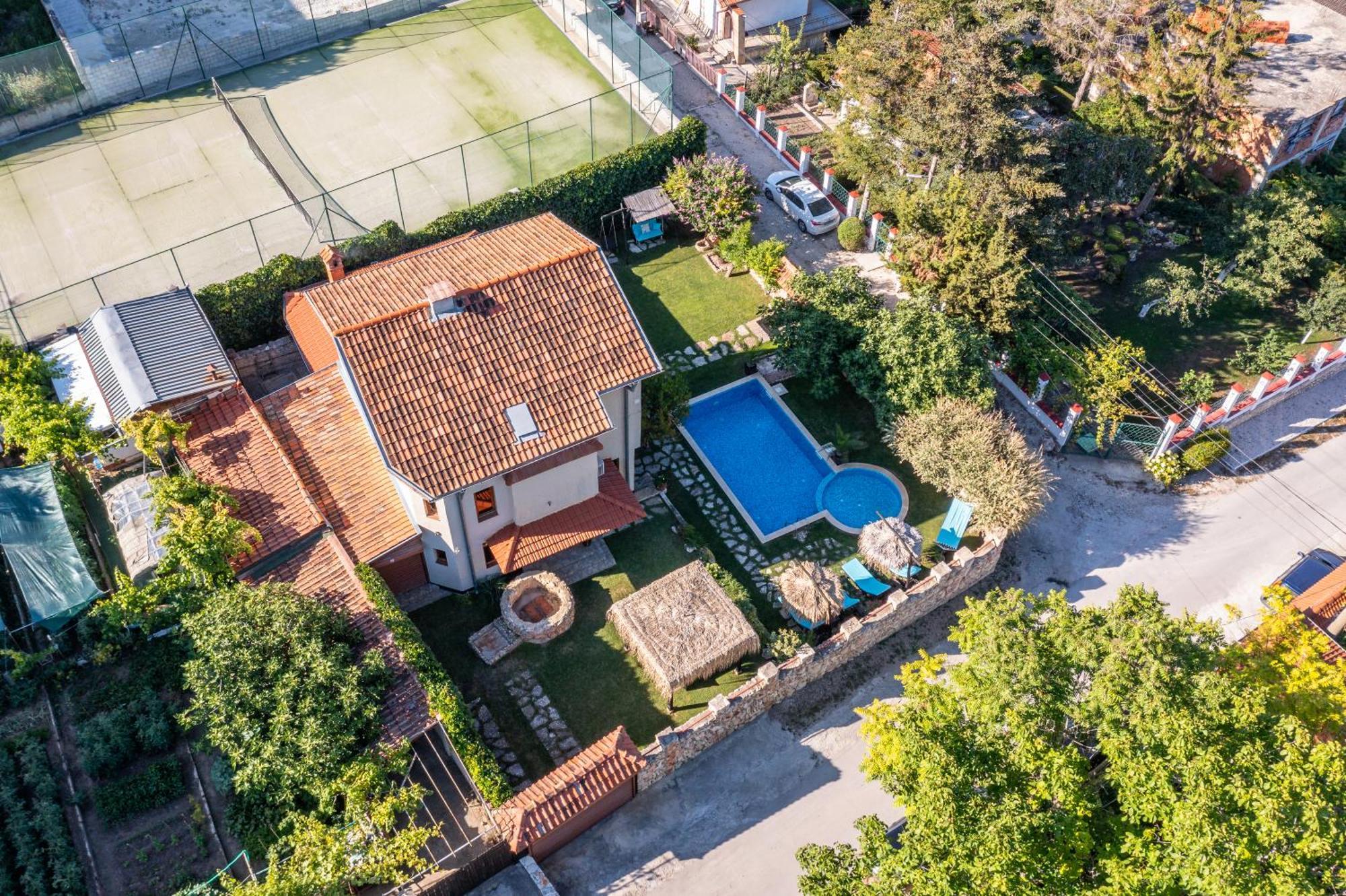 Villa Komitata-Pool And Jacuzzi Balchik Exterior photo
